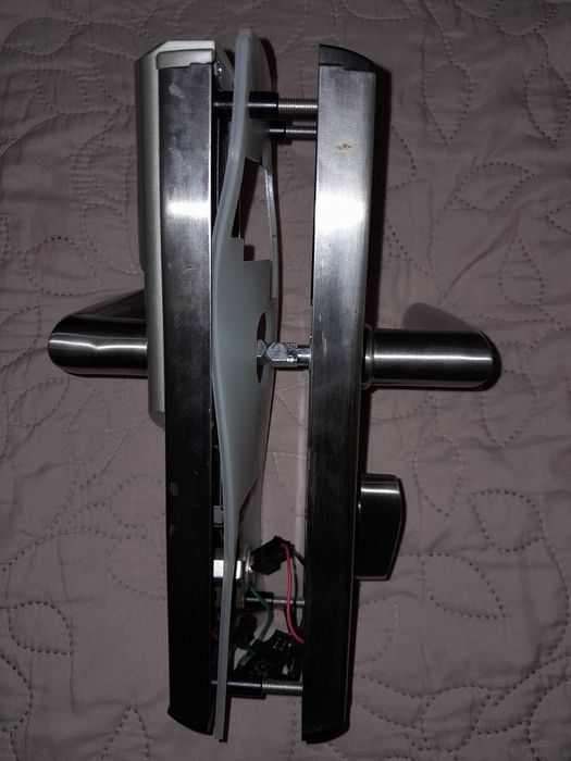 Замок під карточку лівий та правий (ціна за 2шт)