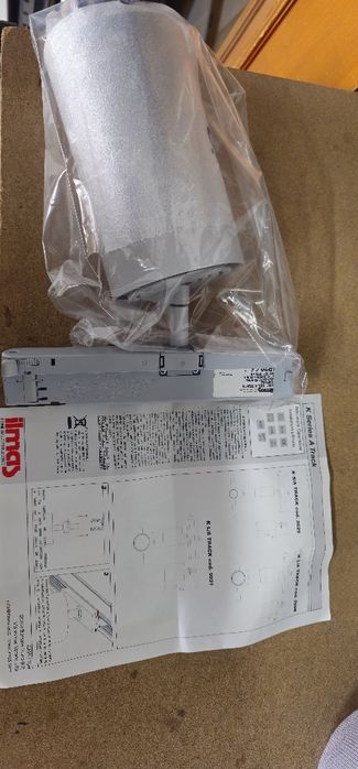 Foco direccional de calha de tecto