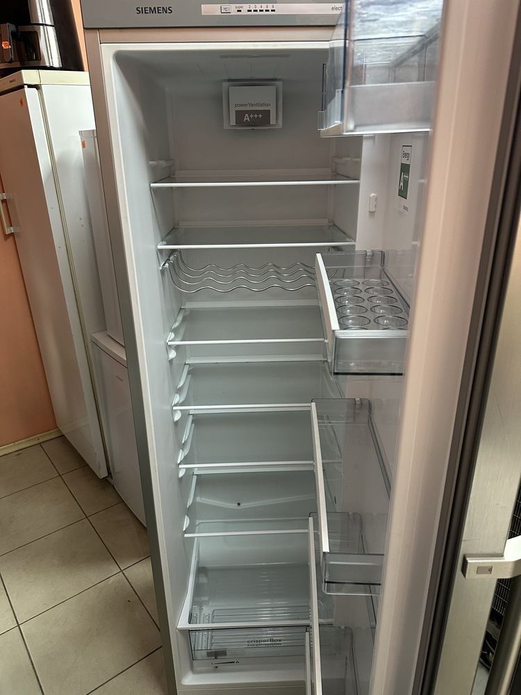 Холодильник Siemens