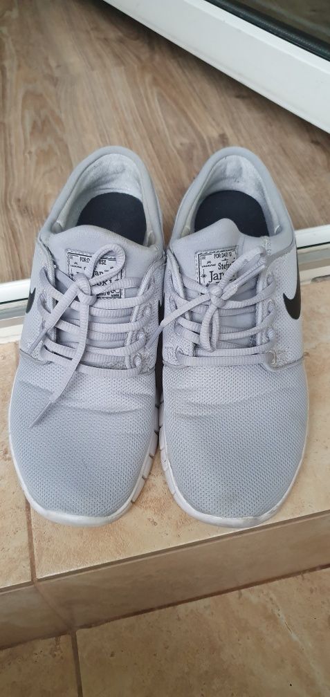 NIKE Stefan Janoski buty męskie sportowe rozmiar 39 wkładka 24,5cm