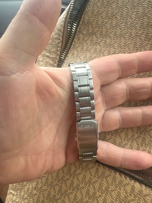 Zegarek Casio 5 bar 2784 mdv-10