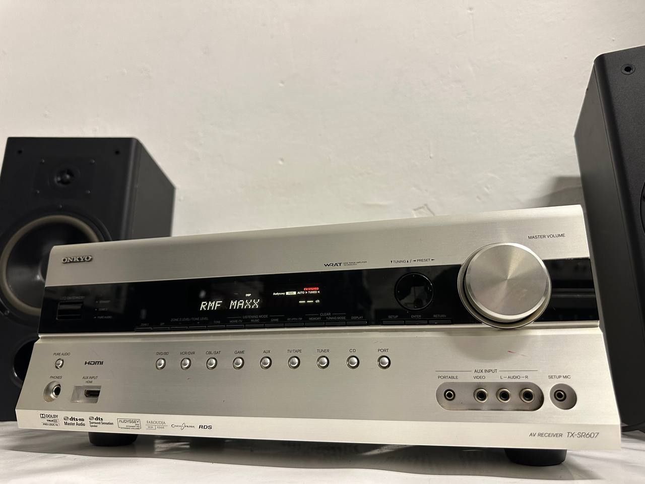 7.2 Amplituner ONKYO TX-SR607 , 7*140 Watt, HDMI