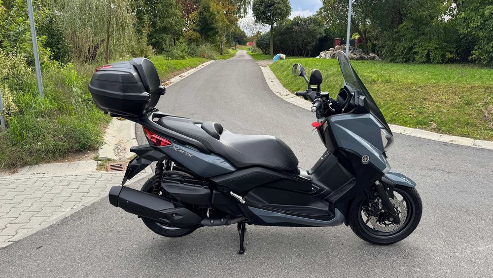 Yamaha xmax 400 X-MAX duży kufer PIĘKNA bez wkładu NISKI PRZEBIEG