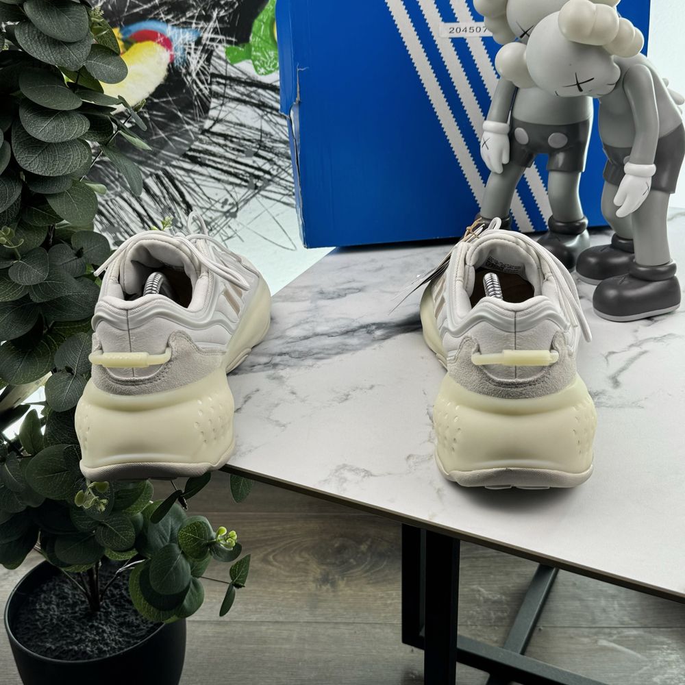 Нові кросівки Adidas Ozrah 42 розмір 729