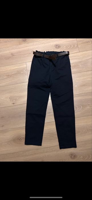 Spodnie chłopięce z paskiem 134