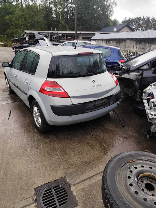 Posiadam czesci renault megane 2   1.6  16v