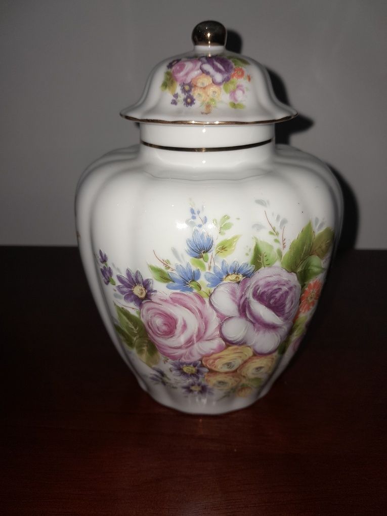 Potes e guarda jóias porcelana