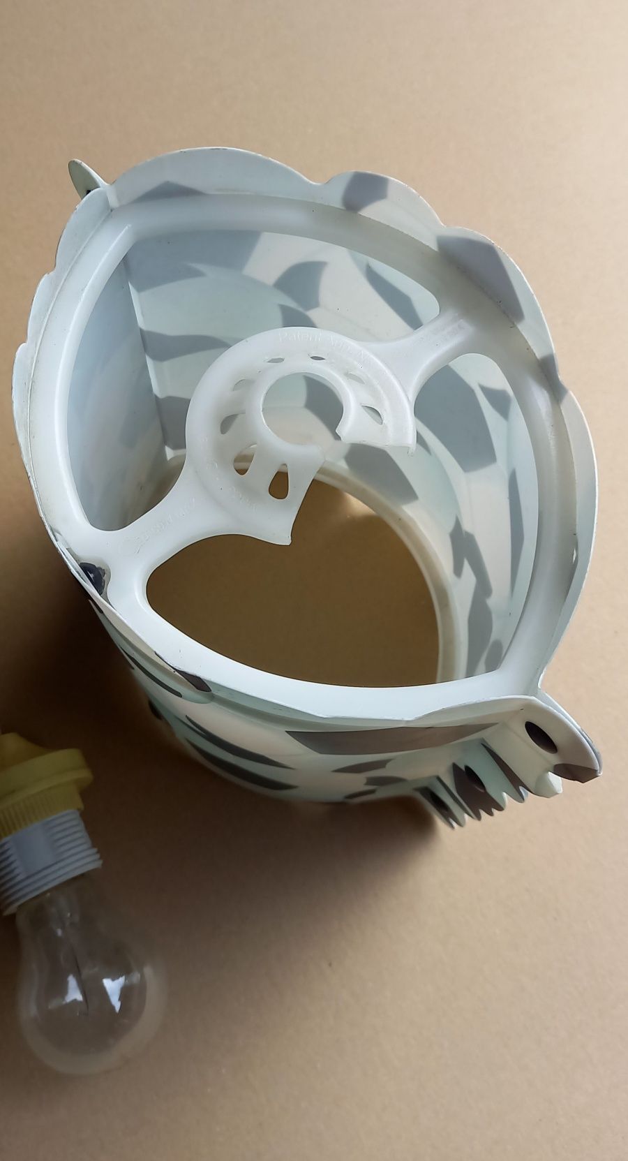 Lampa oświetleniowa sufitowa