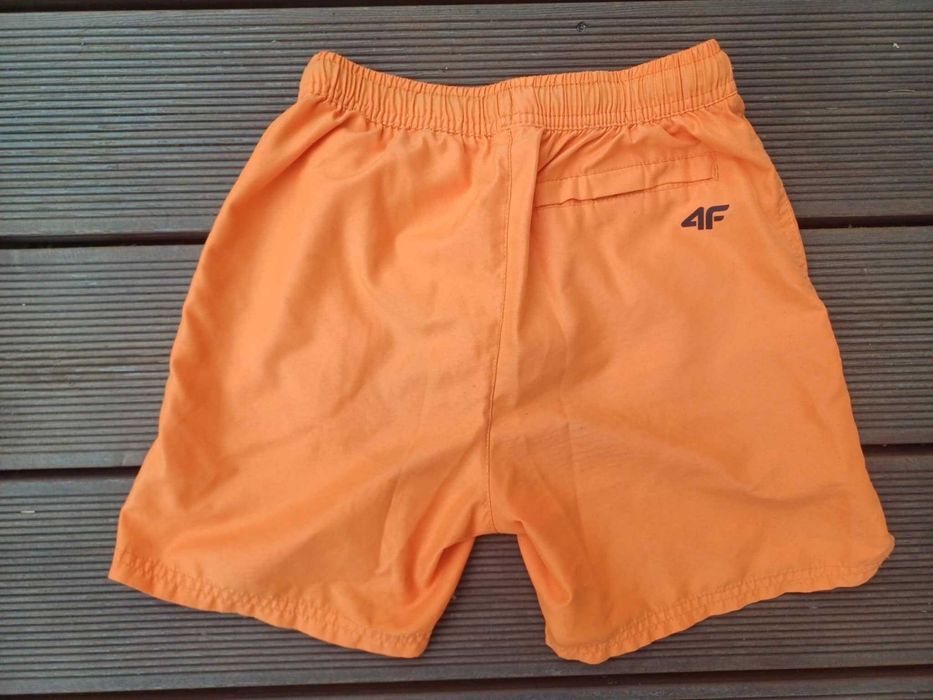 szorty krótkie spodenki kąpielowe kąpielówki chłopięce 4F rozm 134/140