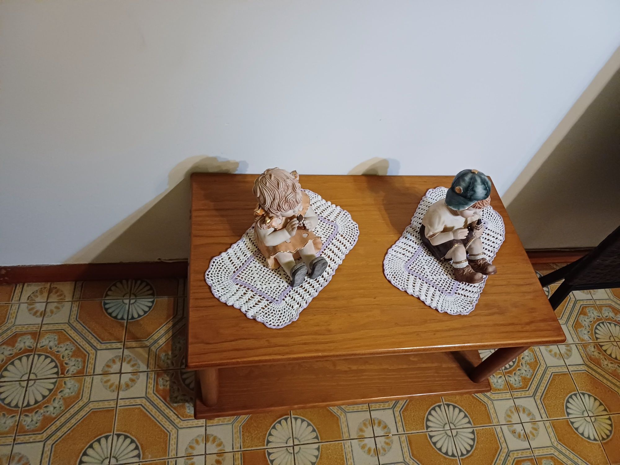 Vende se mesa de Centro de sala