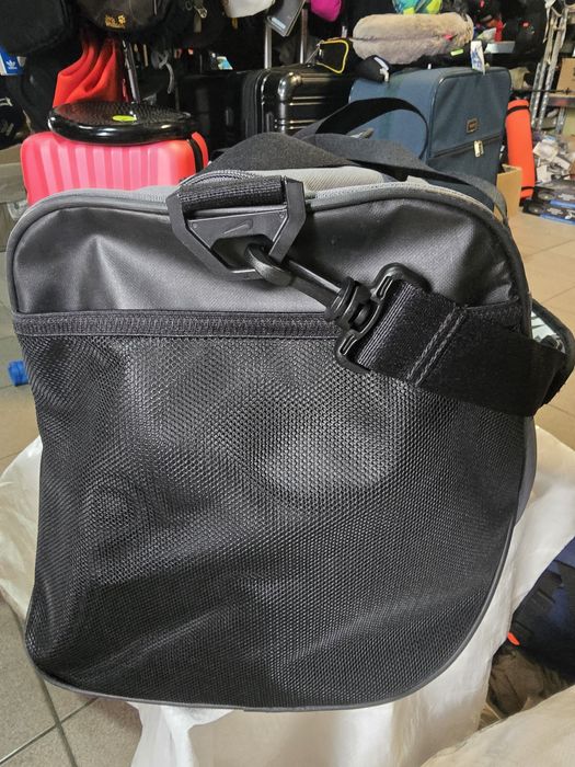 Сумка для тренувань Nike Brasilia 9.5 60 л grey/white