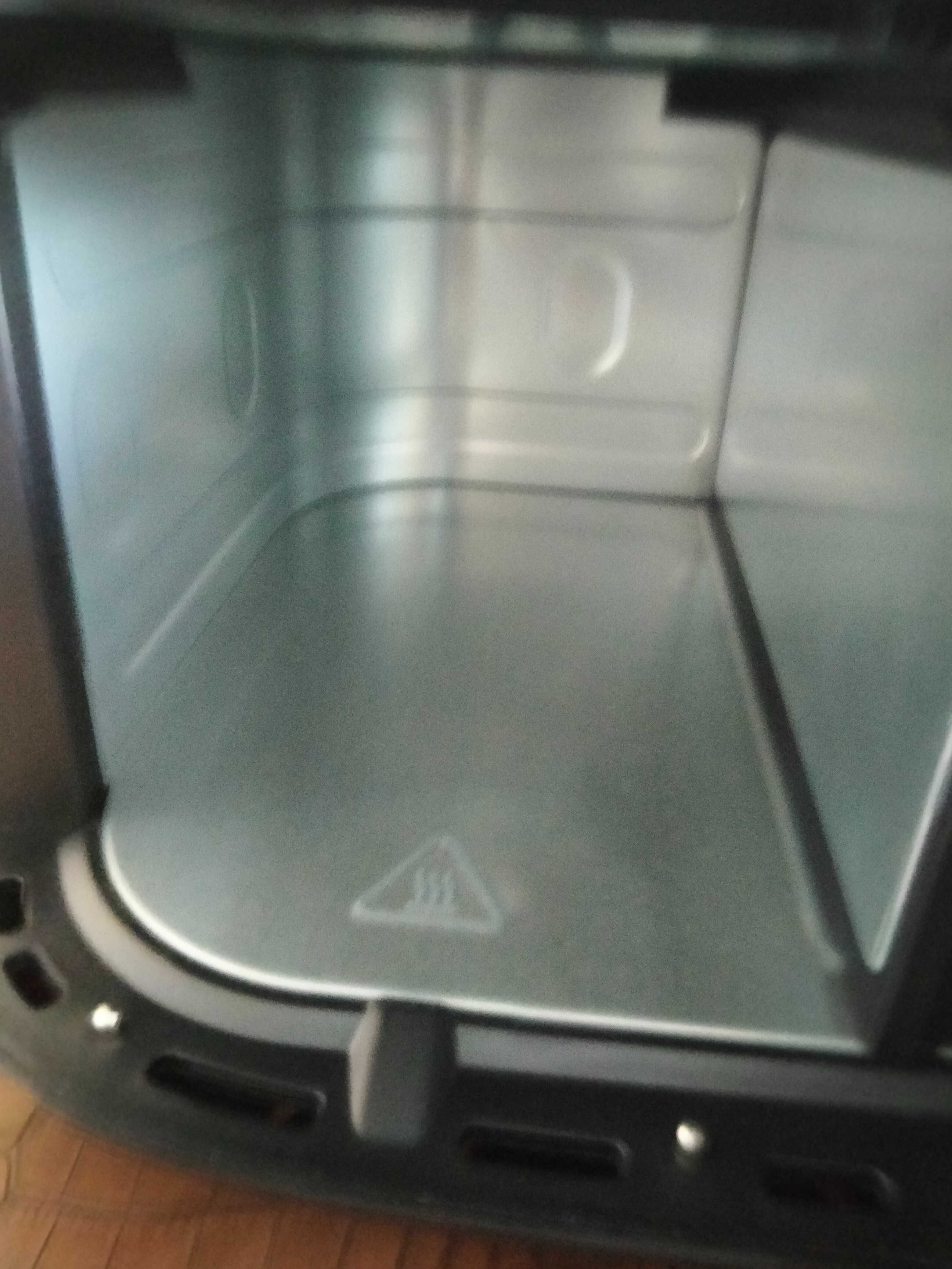 Frytkownica Philips z dwoma koszami 3000 Model NA351