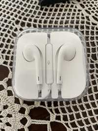 Проводні навушники Apple