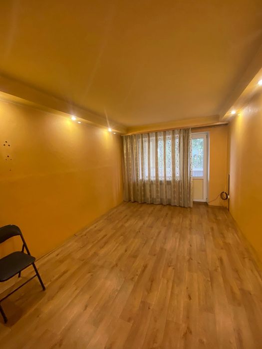 Продам простору 2-кімнатну квартиру для сім’ї у місті Кам’янське