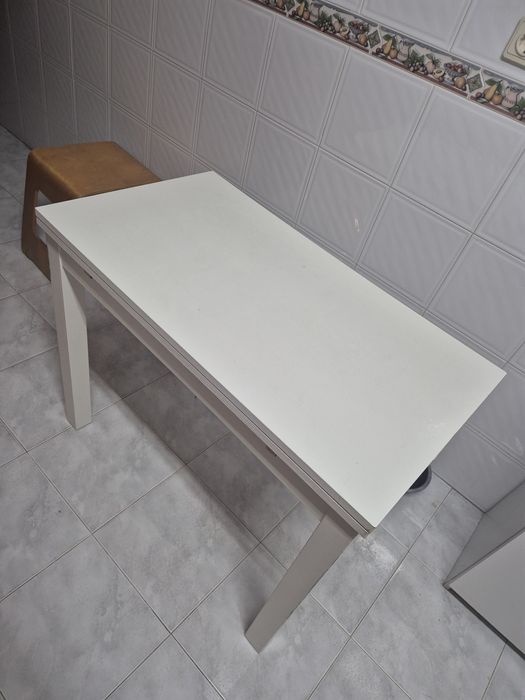 Mesa extensível Ikea Bjursta