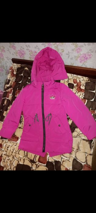 Куртка  на дівчинку демісезонна