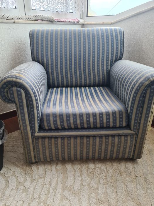 Sofá individual de tecido