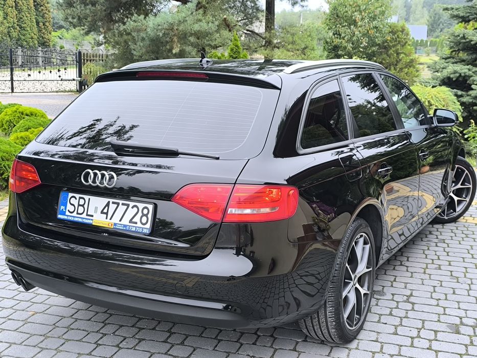 Audi A4 B8_2.0 TDI_2012r_Polift_ALU_BBS 18_CZARNA_PIĘKNA_BEZ WKŁADU_