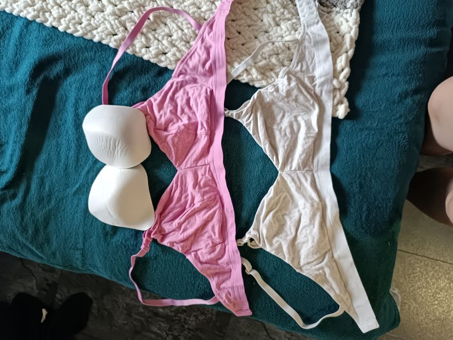 Бюсти для годування нові