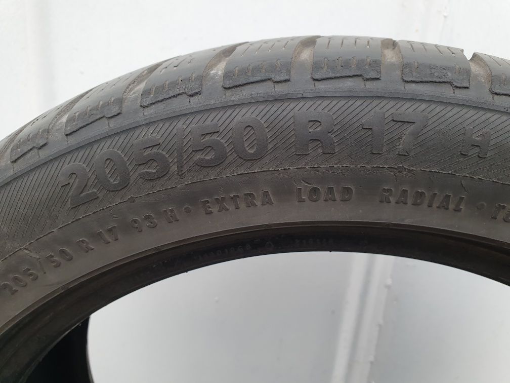 Opona zimowa Barum Polaris 3 205/50/17  3szt