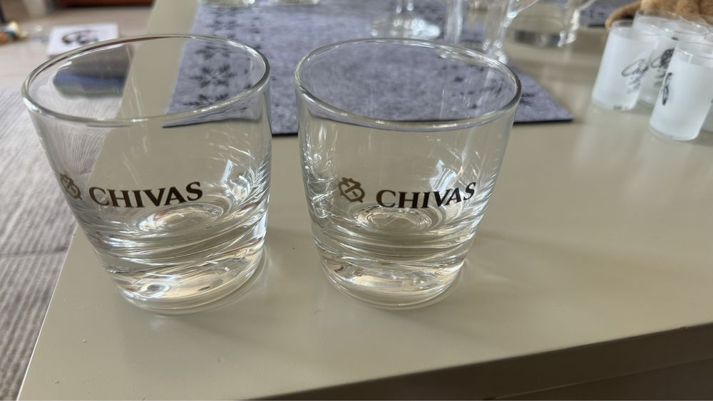 2 szt szklanek do whisky Chivas