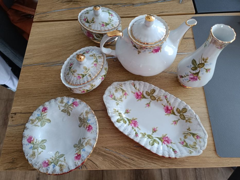 Porcelana  do sprzedania zapraszam do zakupu