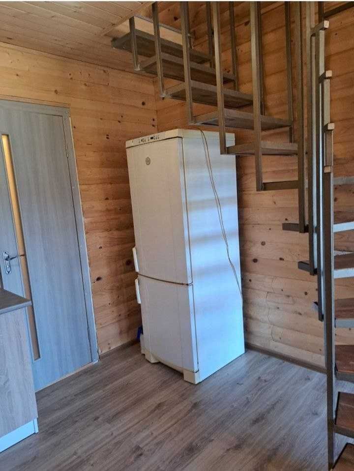 Продам курень у моря