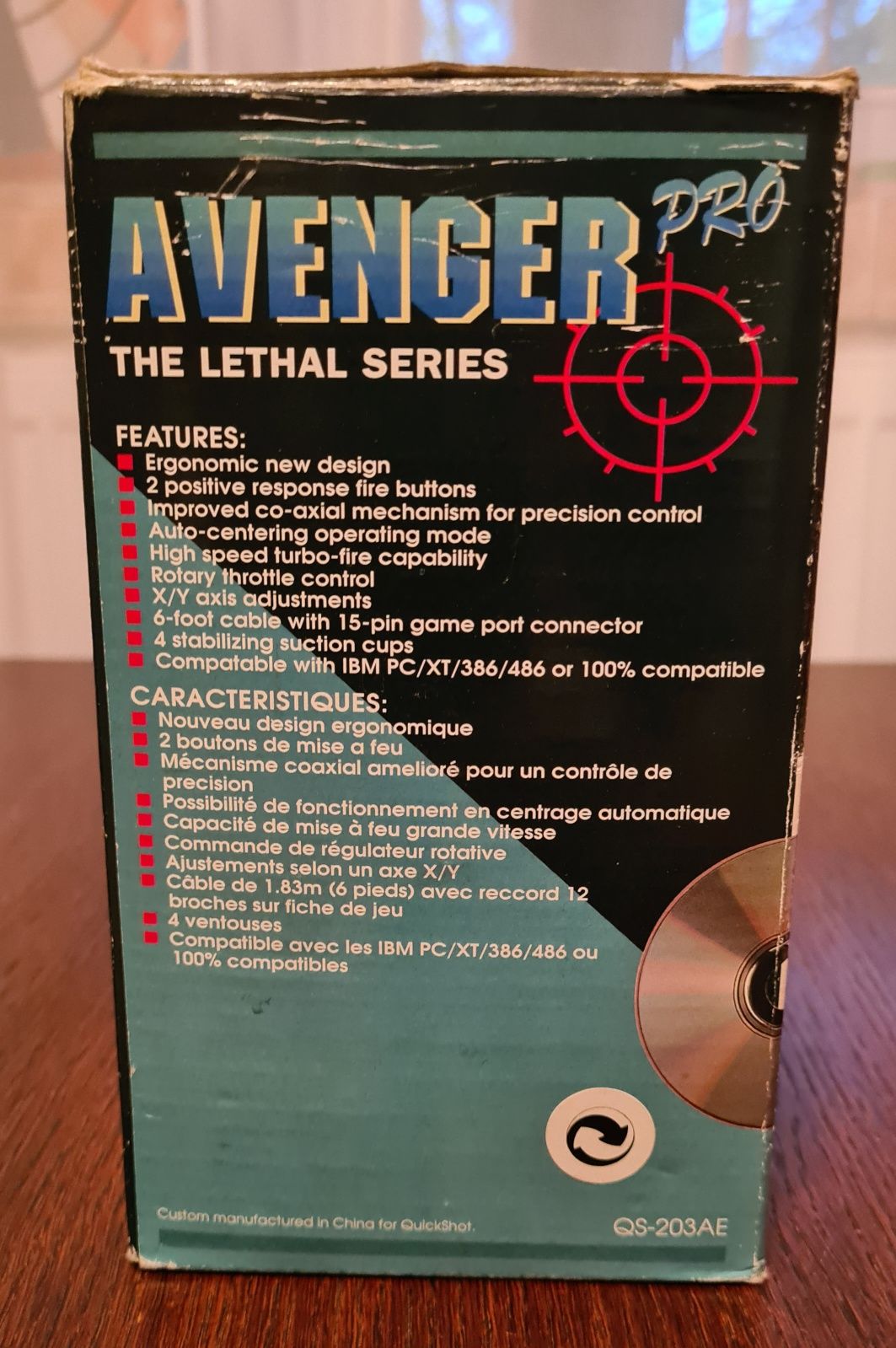 Joystick Avenger PRO QS-203AE - dla kolekcjonera lata '90