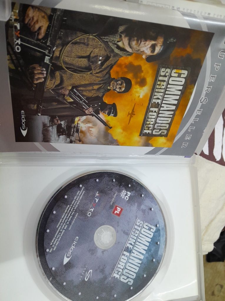 Sprzedam grę PC dcd Rom Commandos strike force