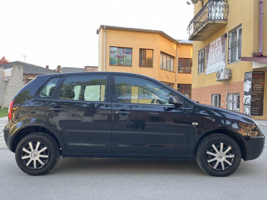 Продам Volkswagen Polo 1,2 бензин 2003 року!