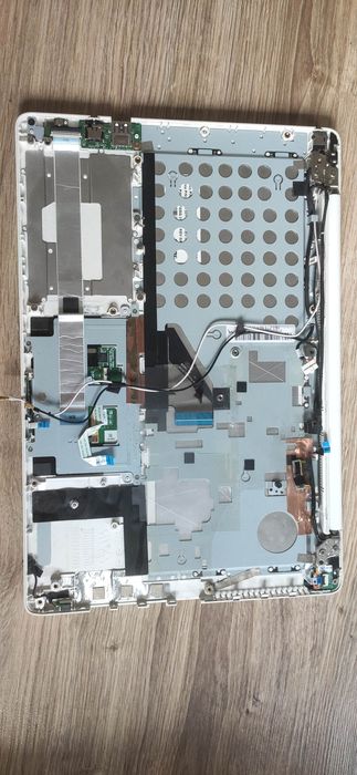 Palmrest Klapa Matryca Lenovo u310