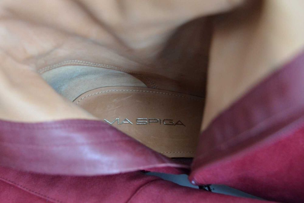 BURGUNDOWA POEZJA kozaki Via Spiga Bethany do kolana na fajnej szpilce