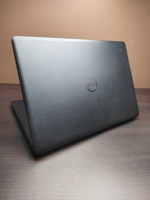 LAPTOP | Dell Vostro | i7-10510U | Radeon 2GB | 16GB RAM 512SSD | W11