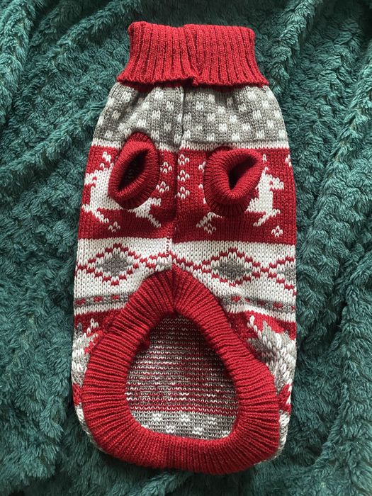 Świąteczny sweterek dla psa kota rozmiar M czerwony