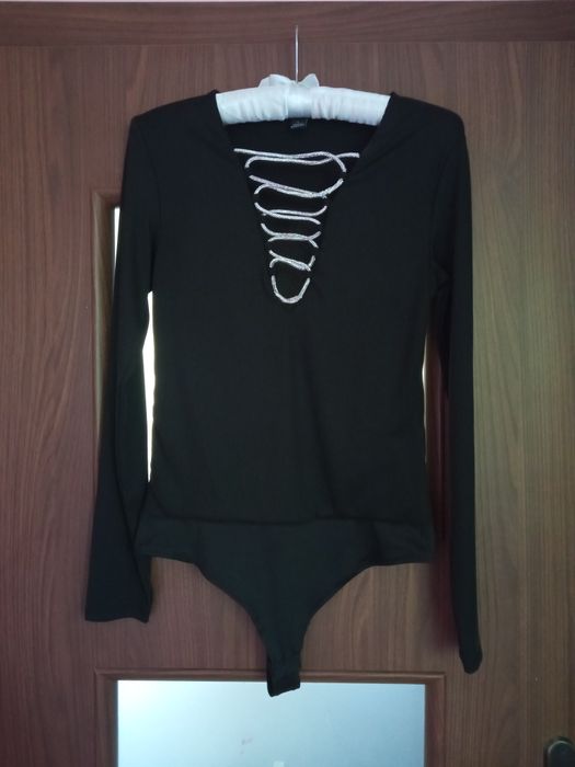 Body czarne Amisu rozmiar L, nowe