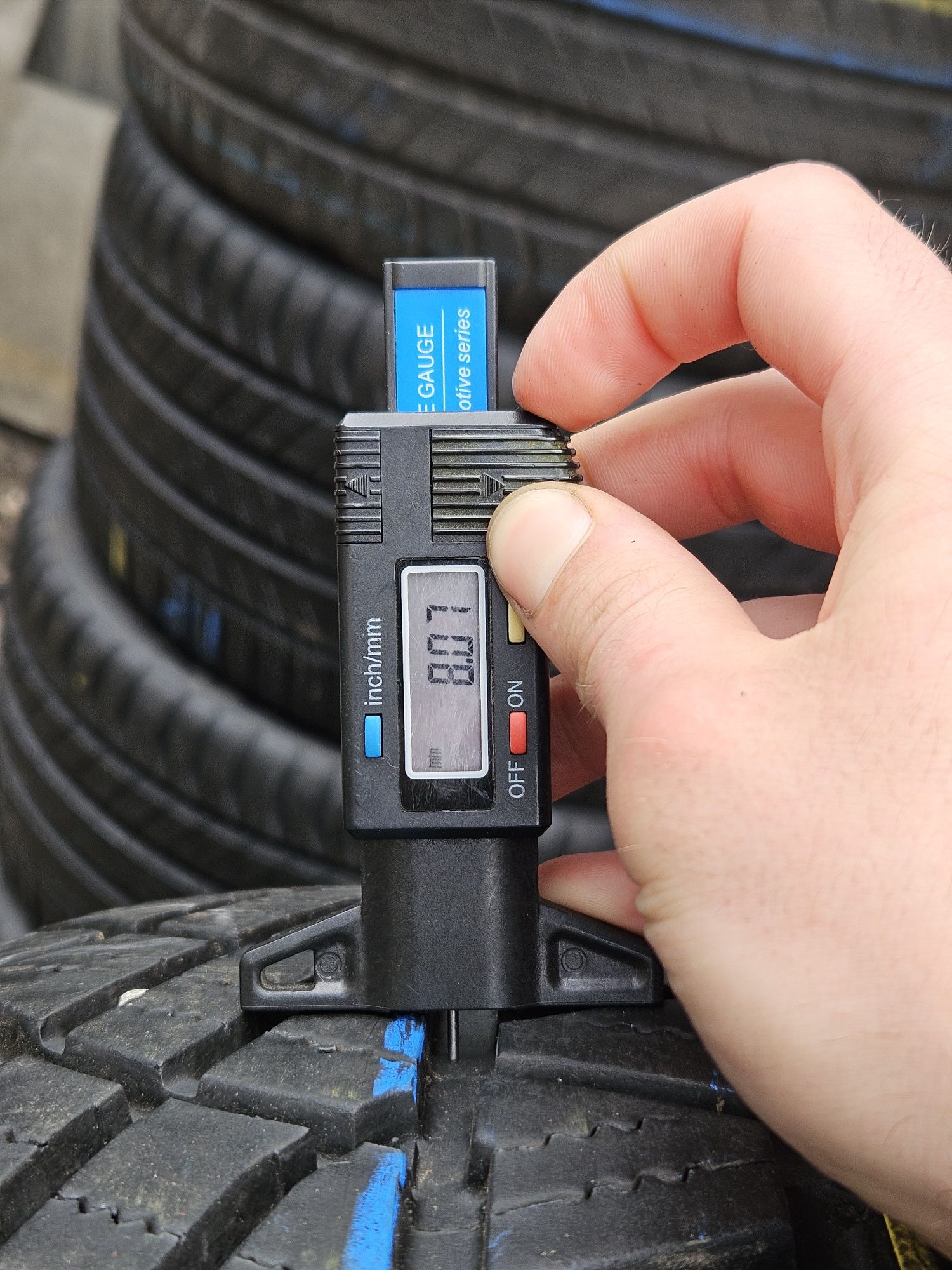 Шины БУ 265 70 R 16 Michelin latitude cross комплект всесезон