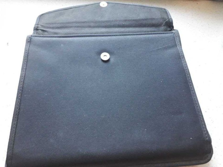 Duża wielofunkcyjna teczka na dokumenty i laptop