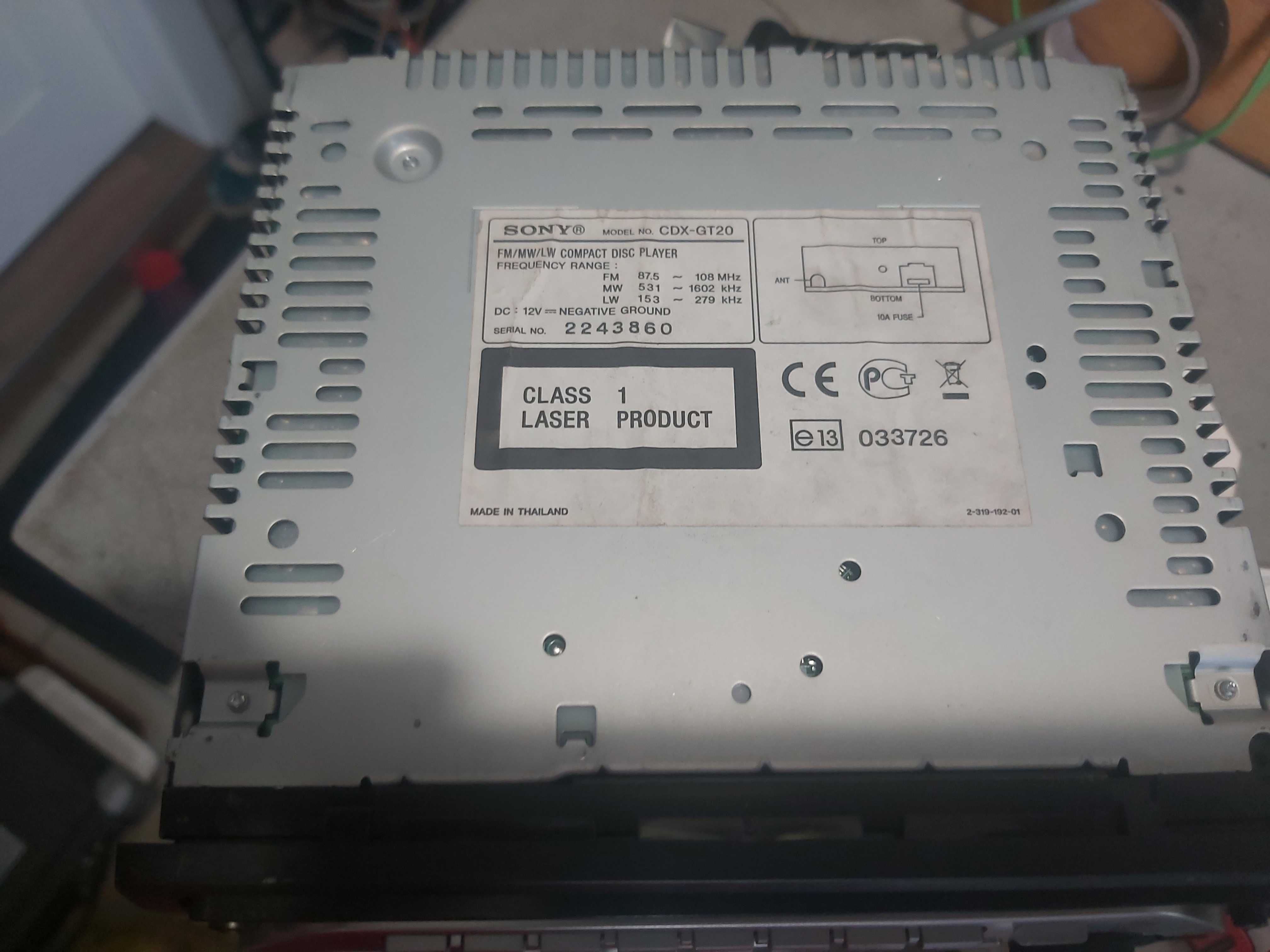 Radio sony CDX-GT20
