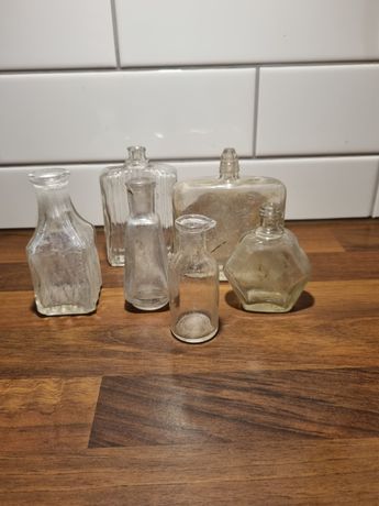 Stare buteleczki po lekach i perfumach