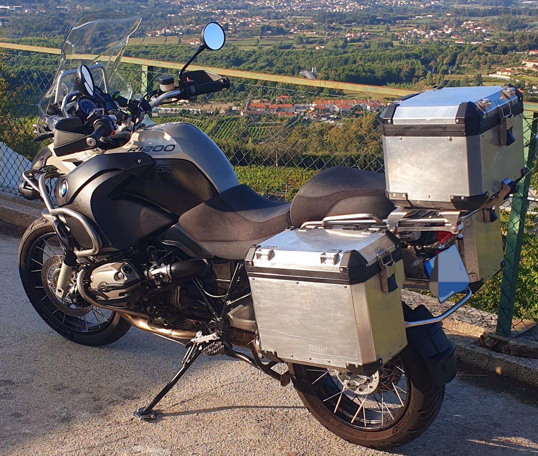 1200 gsa impecavel