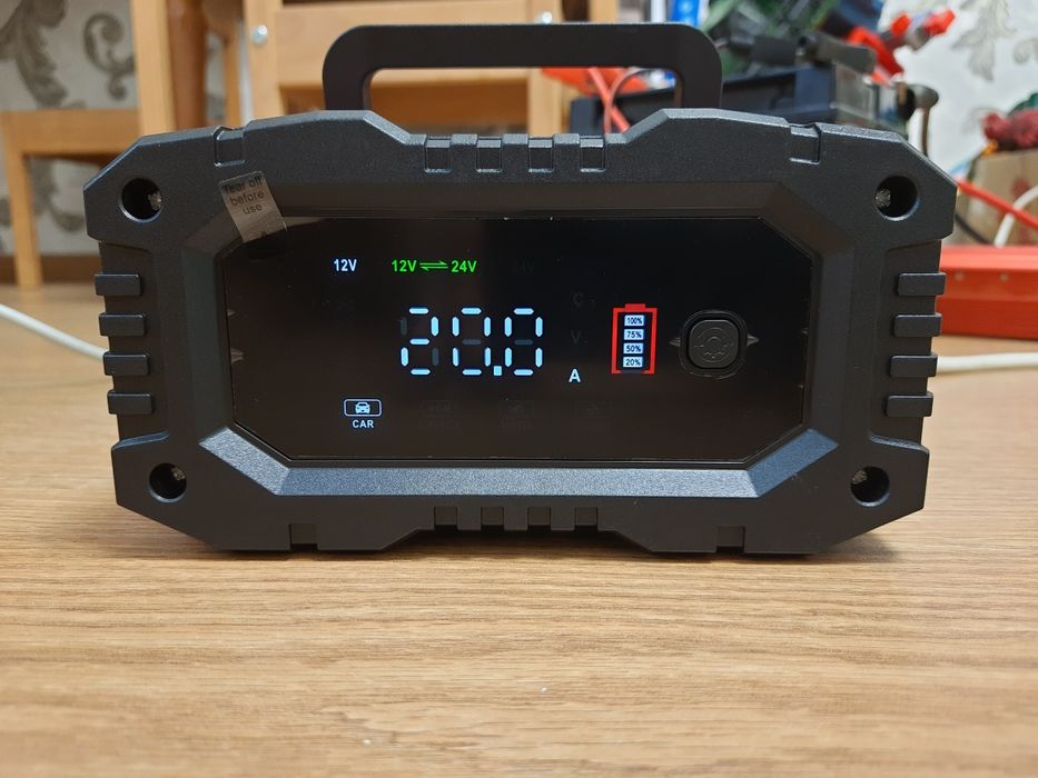 Зарядний пристрій FOXSUR 20A для акумуляторів 20A 12 В, 10А 24В