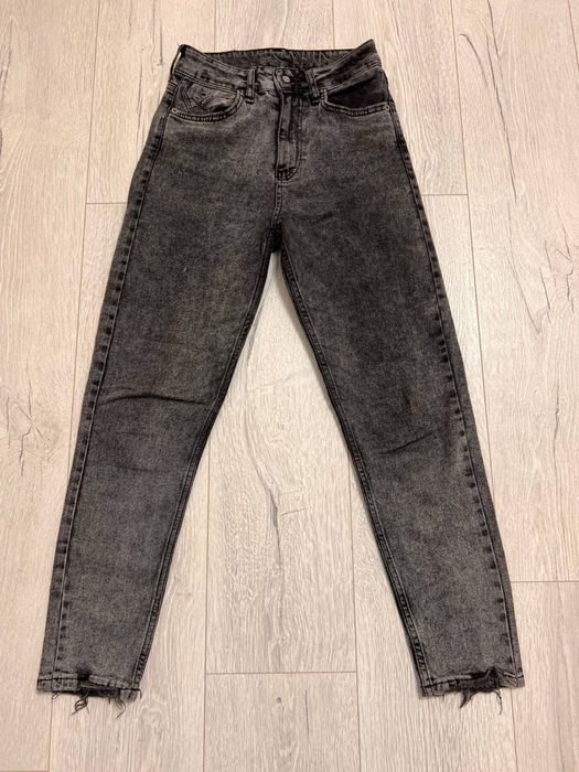 Джинси жіночі.