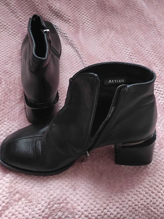 Черевики Attico з натуральної м'якої шкіри на стійкому каблуку