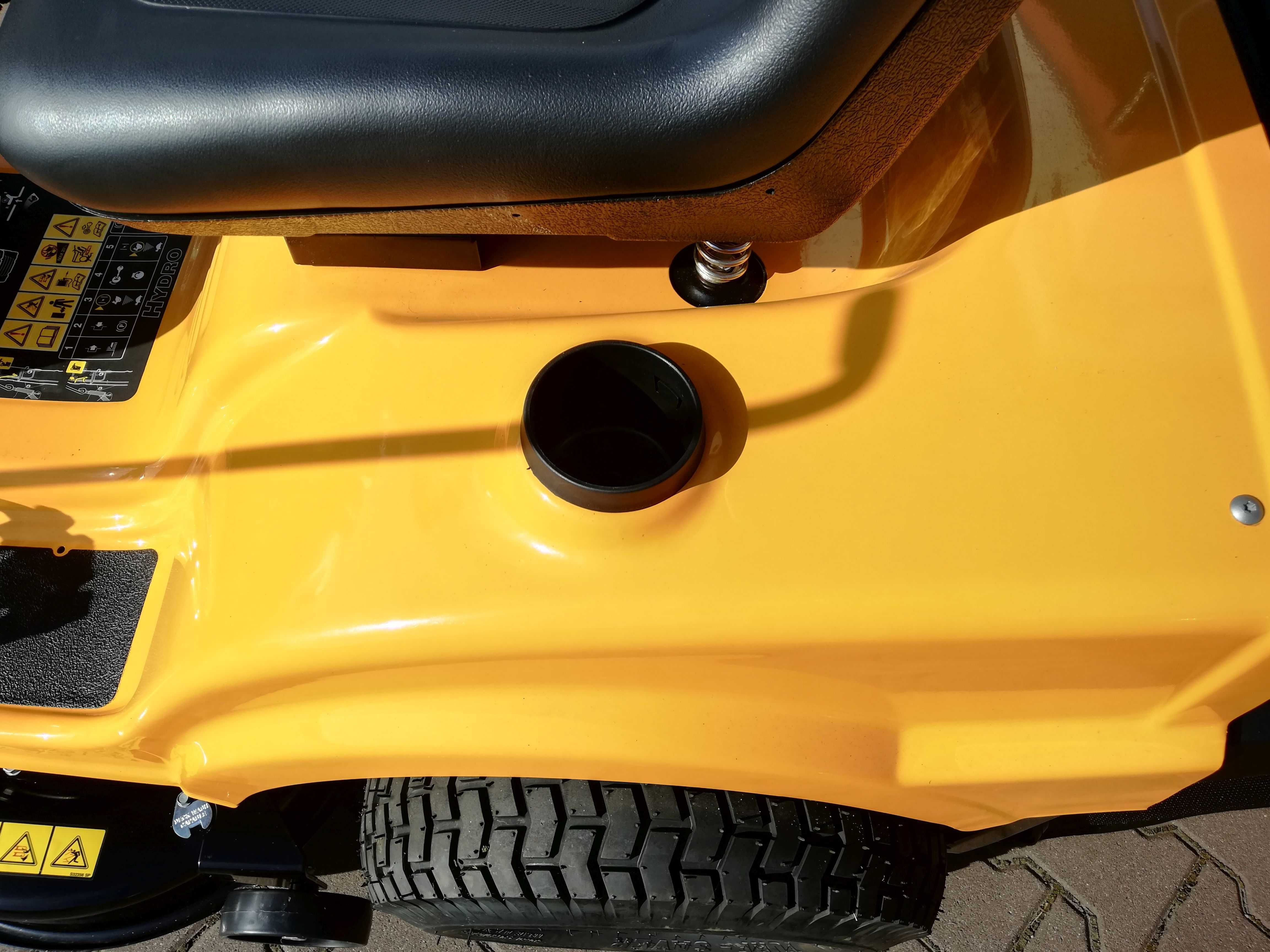 Najtańszy traktorek kosiarka +zamiatarka Cub Cadet , pompa oleju
