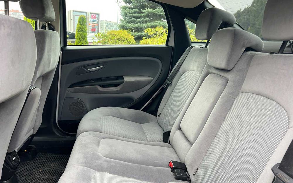 Fiat Linea 2009 рік