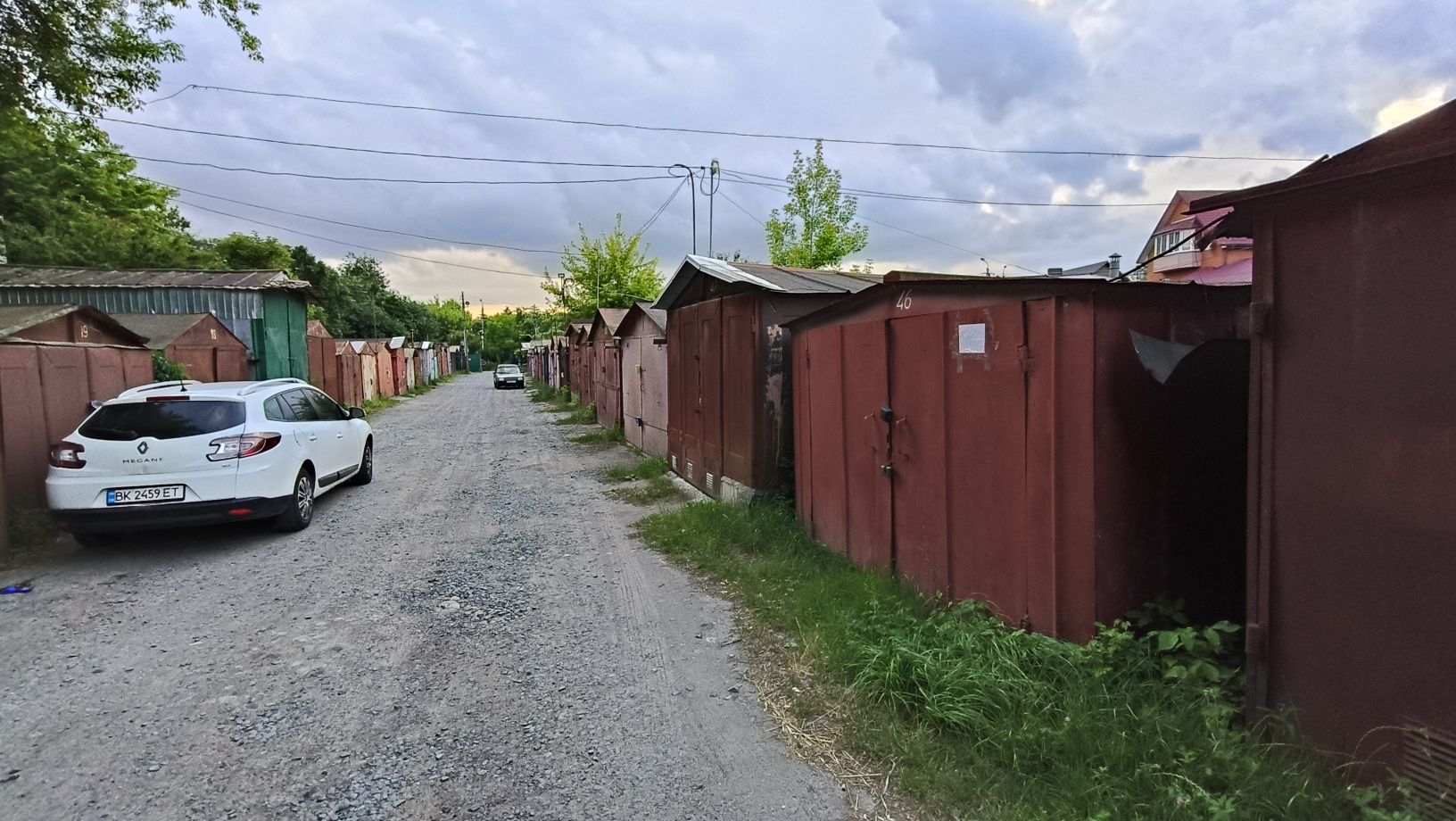 Продам гараж у центрі міста кооператив Стартер, з документами