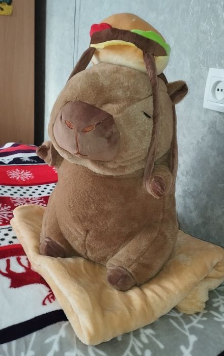 Плед-подушка игрушка 3в1 Капибара