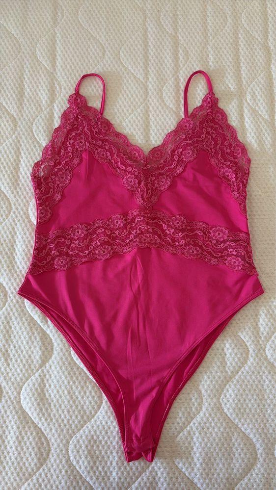 Blusa e body zara