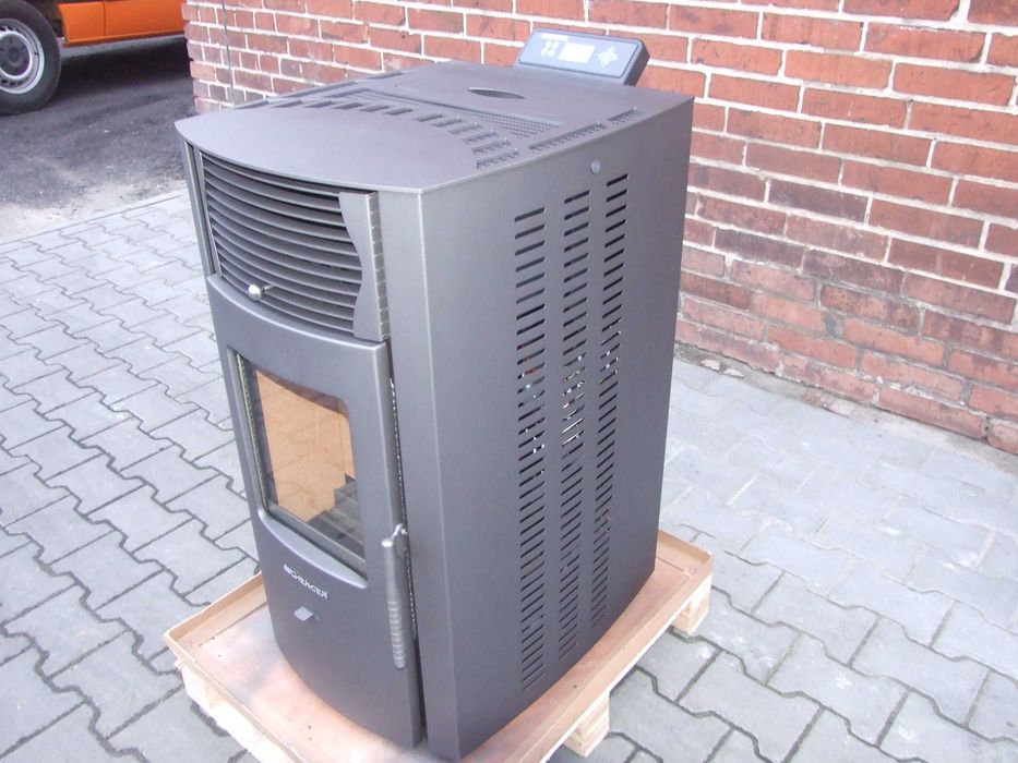 Piec piecyk kominek na pelet pellet 9,1 KW Schenger HP-50S