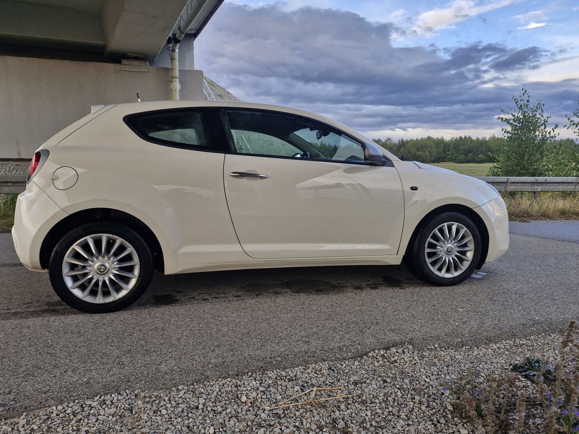 Alfa Romeo Mito 1.4 8V 77KM 2013R